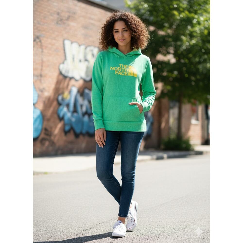 The North Face Women's XL Pullover Hoodie Fleece Green Polyester Long Sleeve